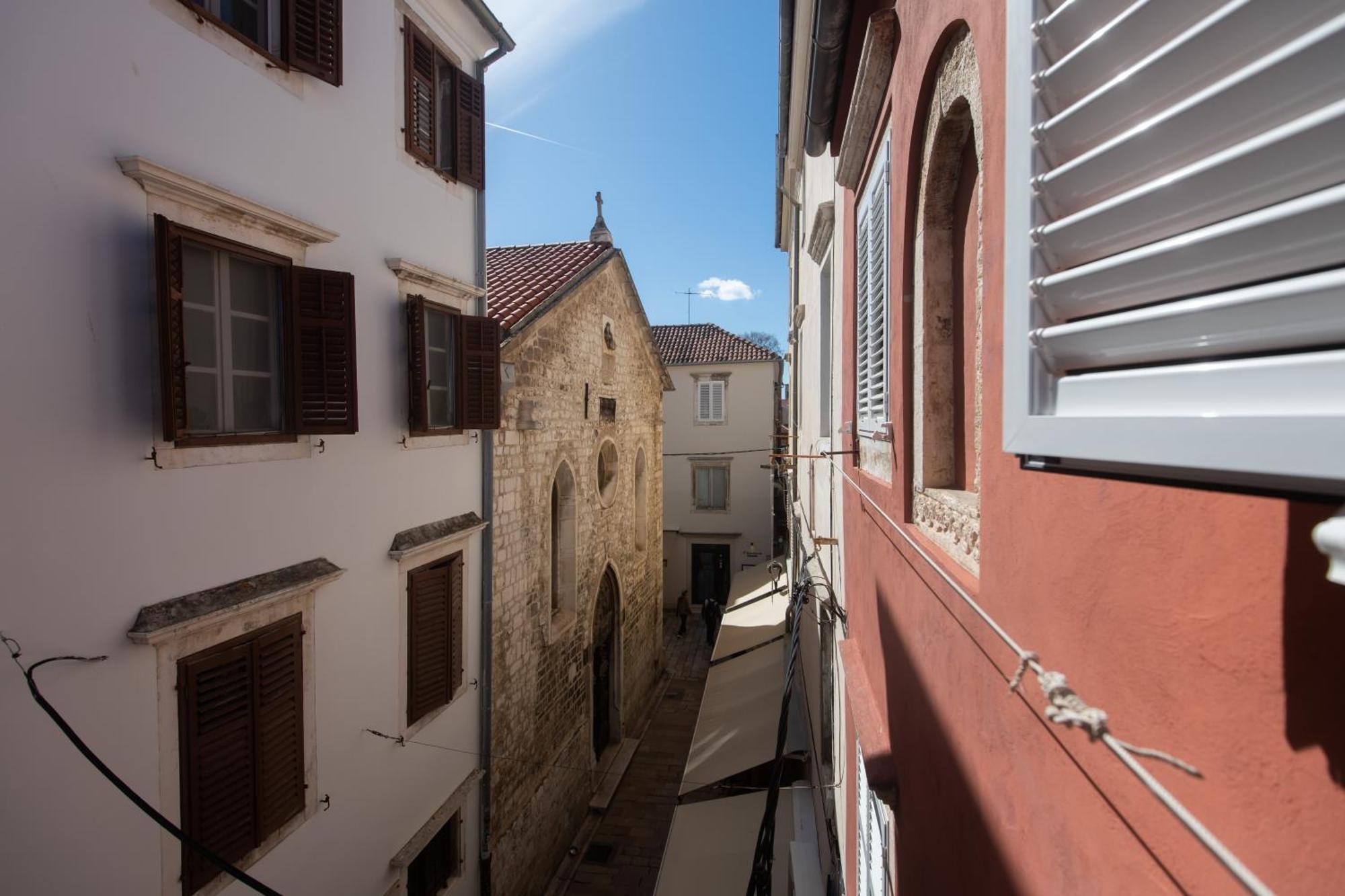 Maria Q. Cantoni Zadar Exteriör bild